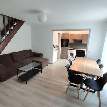 Duplex Cosy Lägenhet Gonesse Exteriör bild